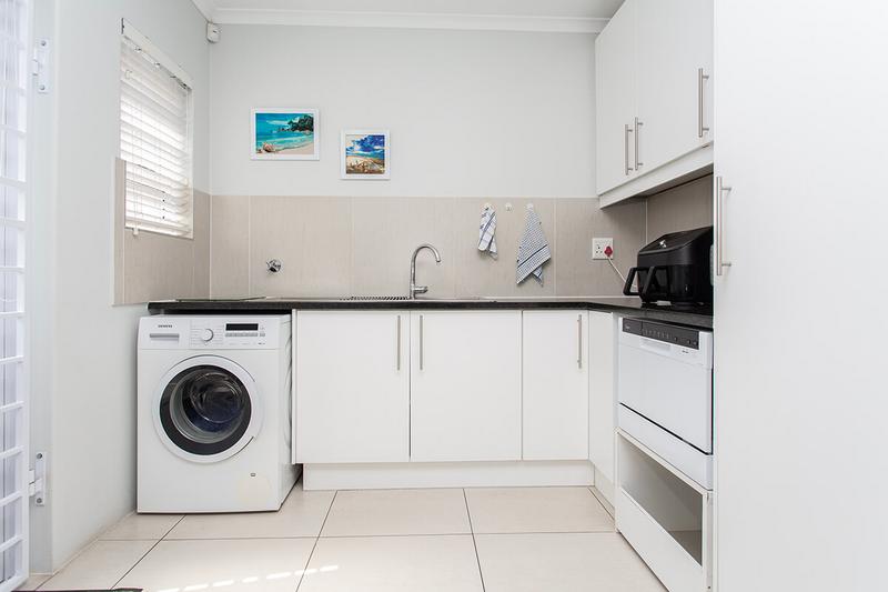 3 Bedroom Property for Sale in Sunningdale Western Cape